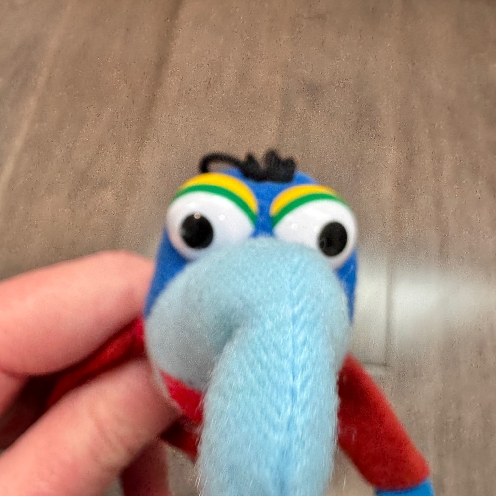 VINTAGE The Muppets Gonzo Red and Blue Stuffed Animal Toy Finger Puppet Kids - Picture 3 of 7